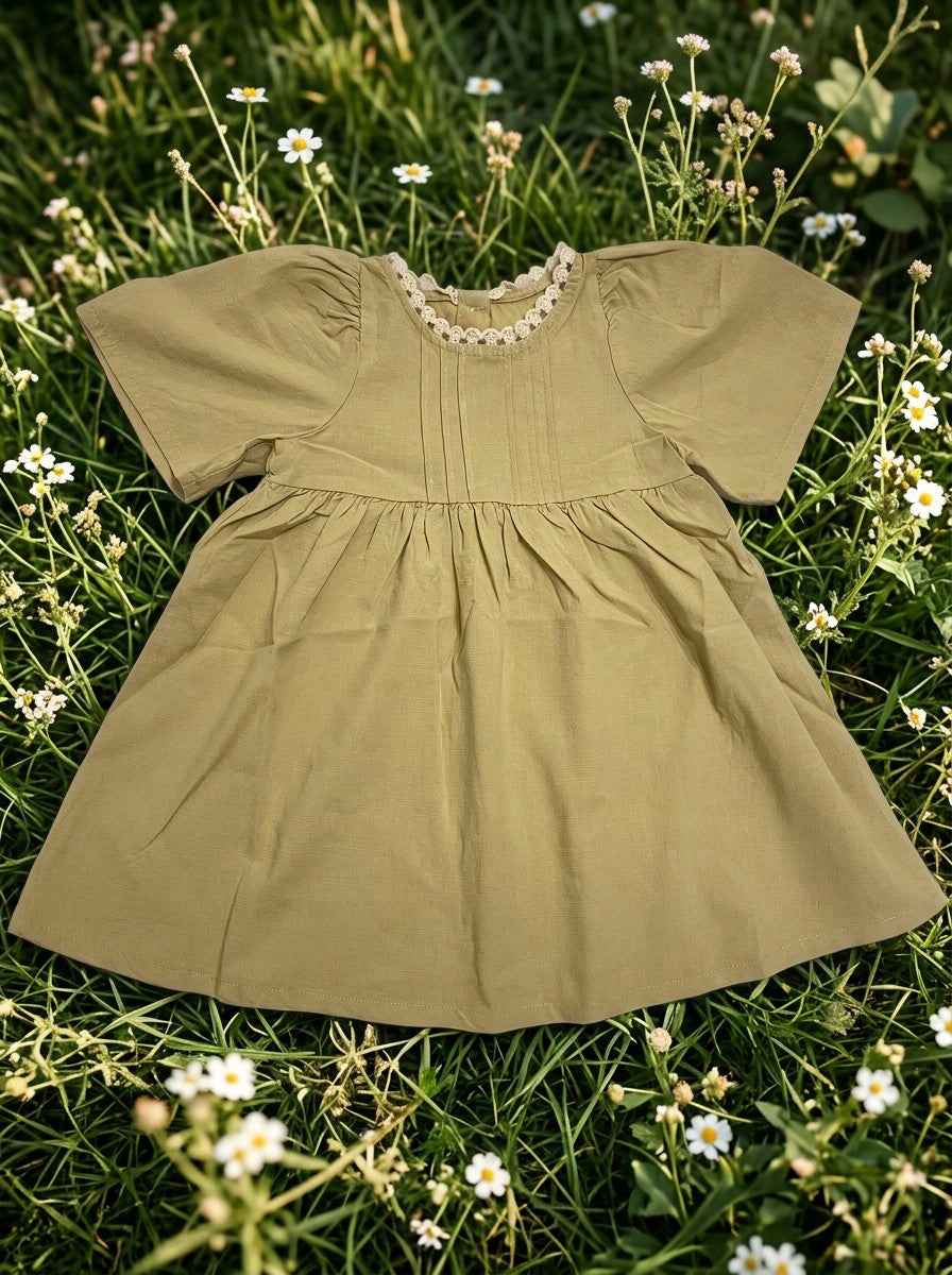 Girls Sage Green Lace Collar Pintuck Puff Sleeve Dress